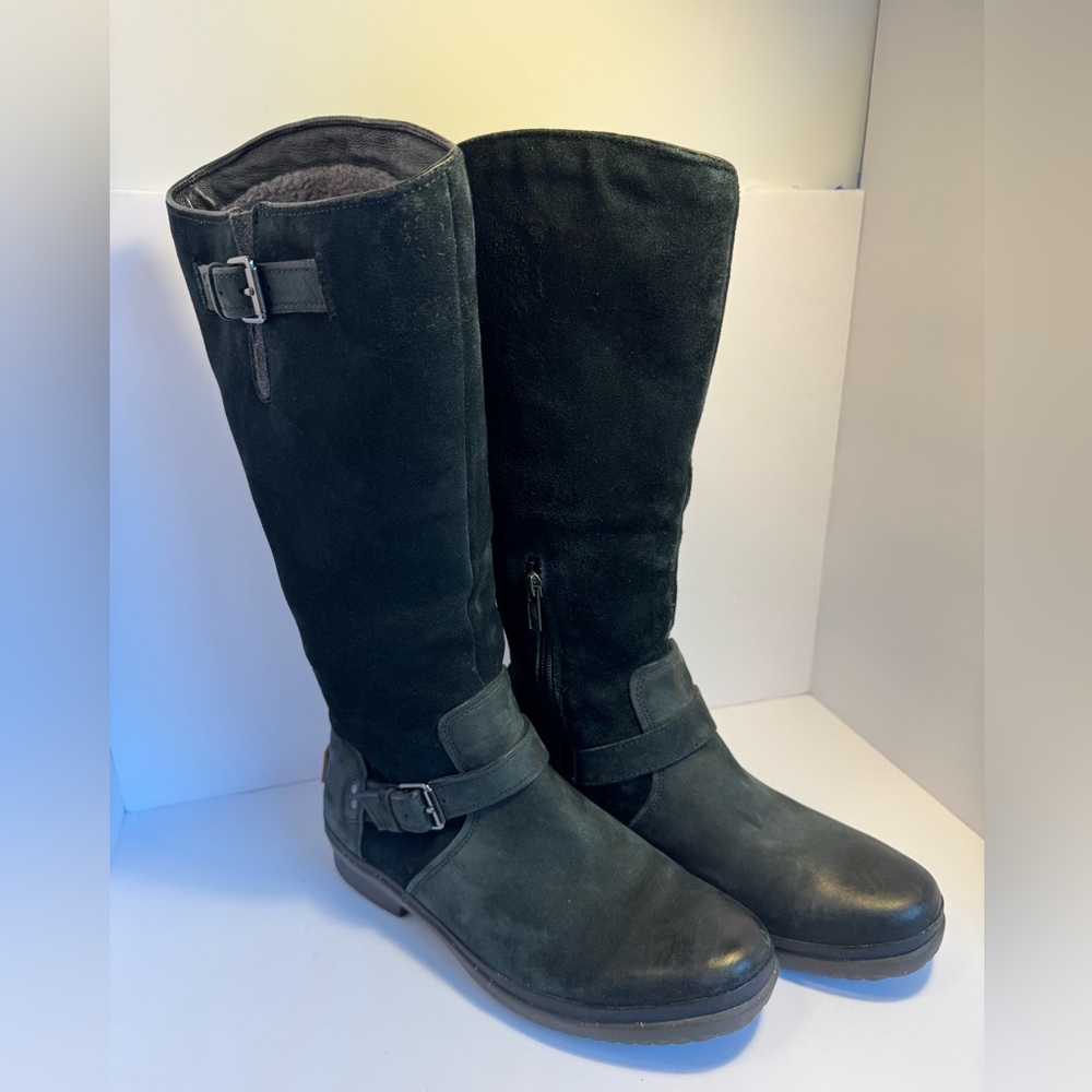 Ugg Black Tomsen Suede Women's Boots 8.5